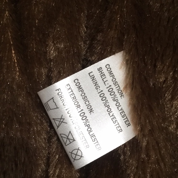 Vest - Picture 8 of 8